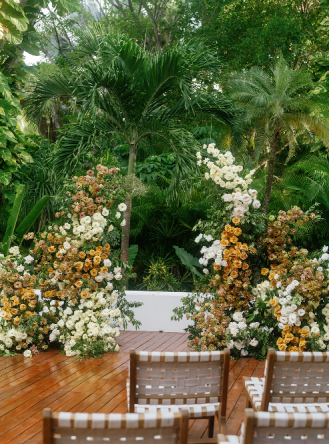 A wedding with a rustic and chic theme.