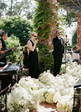 Live musicians playing at a wedding