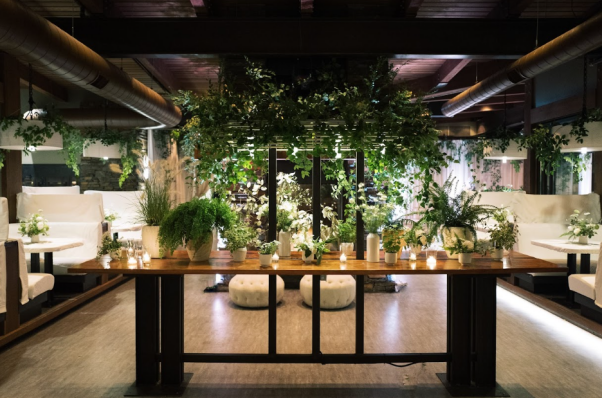 A luxury wedding in Los Cabos by destination wedding experts.